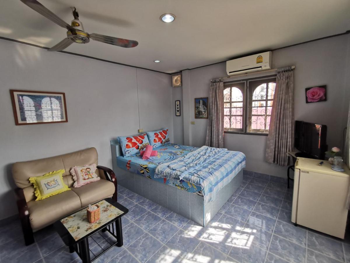 Samiya Guesthouse Bangsaen Eksteriør billede